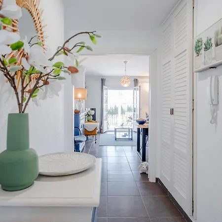 La Isla-16 By Interhome *